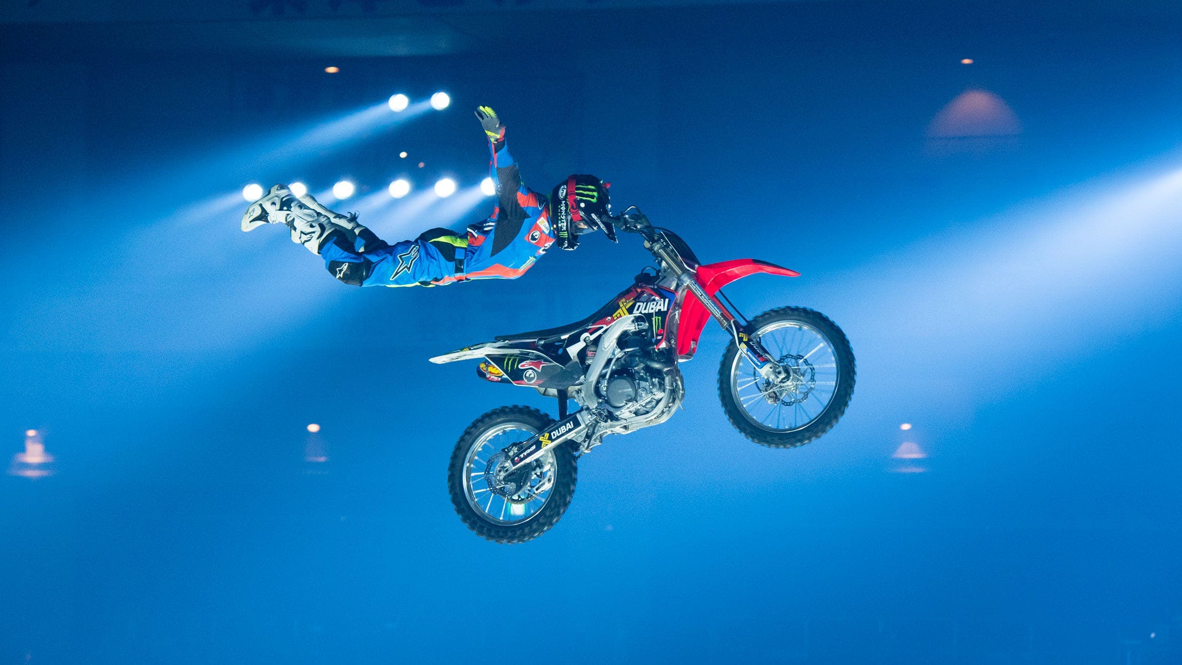 Welcome To SkateHut - Nitro Circus Welcome To SkateHut - Nitro Circus