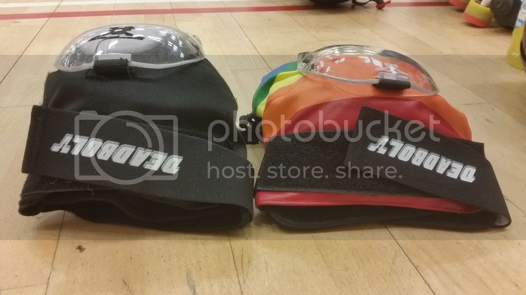 V1 Left. V2 Right