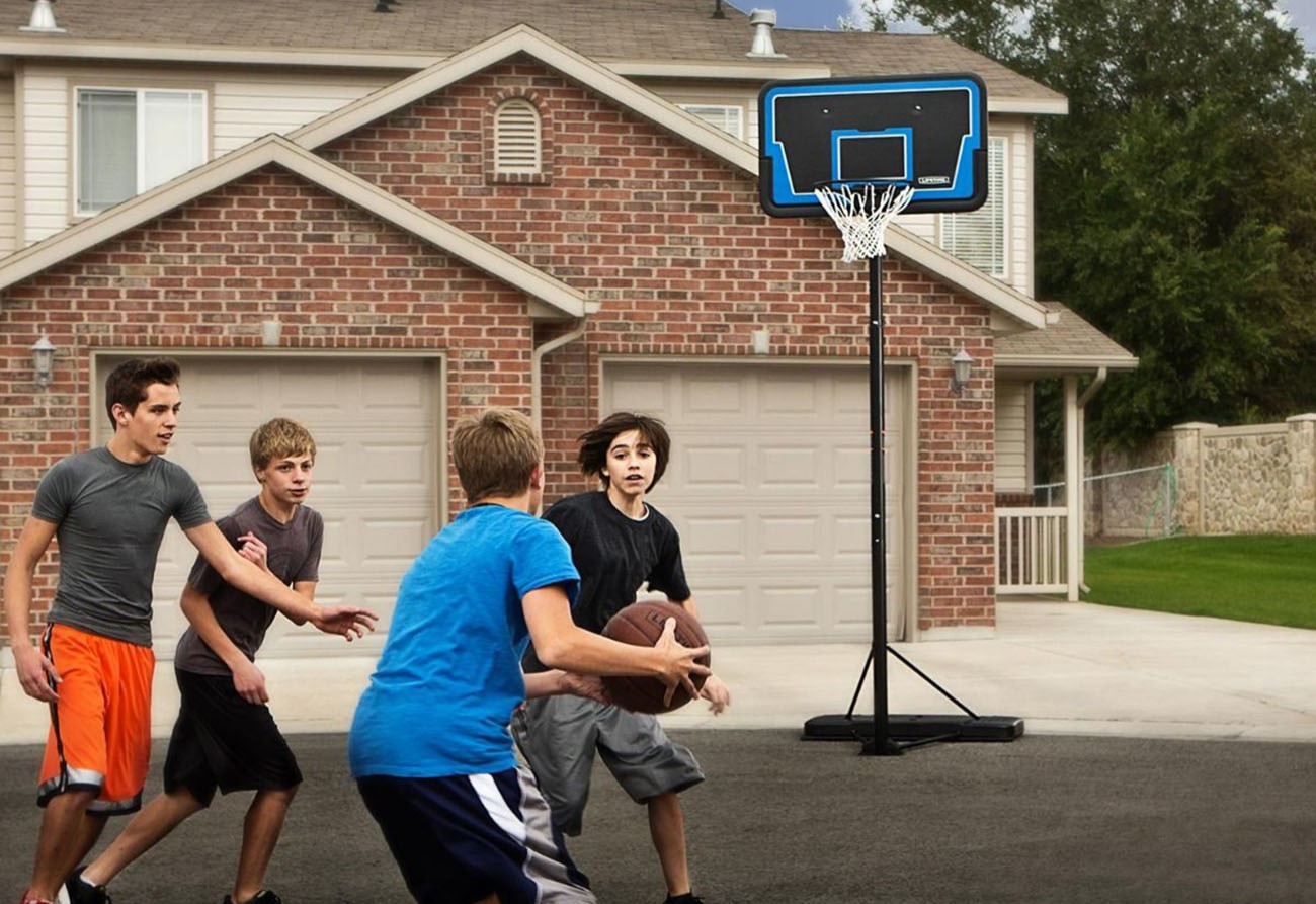 Make This Summer Active: Must-Have Sports Equipment