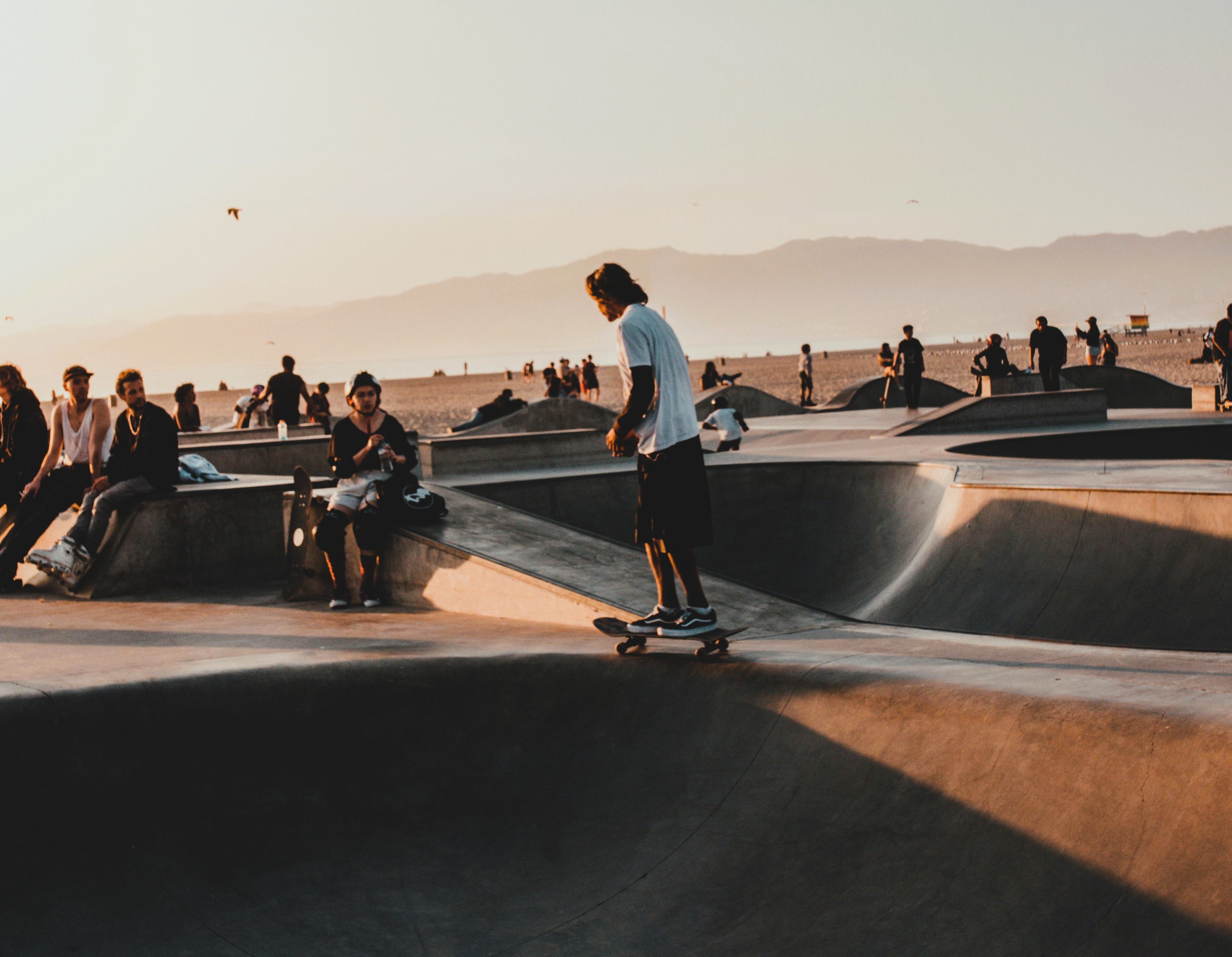 A Beginner’s Guide to Skatepark Etiquette