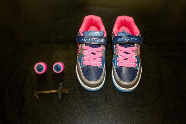 How to Install & Remove Heelys Wheels