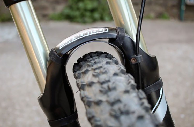 Mucky Nutz Face Fender Reflective Black