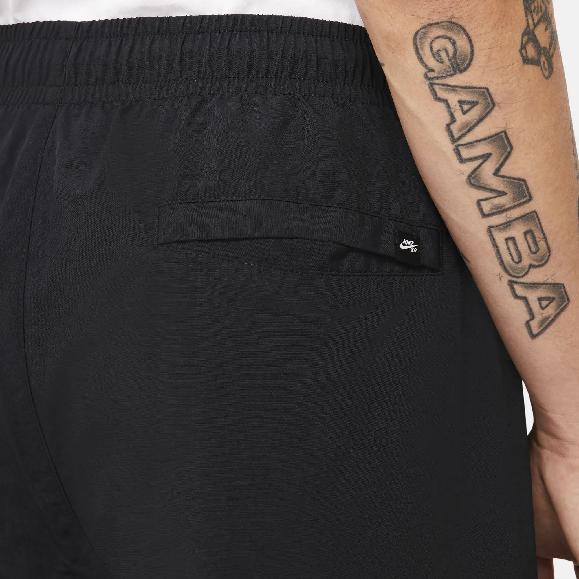 Nike SB Y2K GFX Track Pant - Black/White | SkateHut