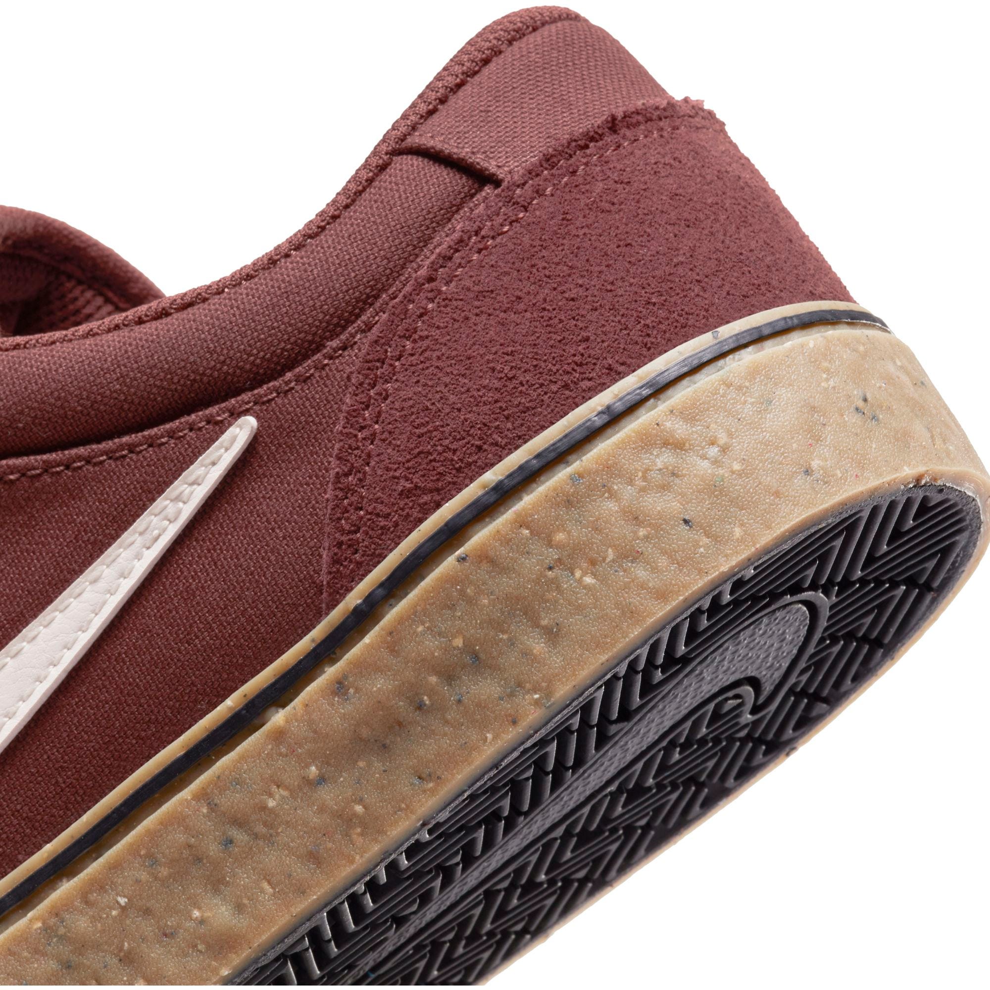 Nike SB Chron 2 Skate Shoes Dark Pony Sail Dark Pony Gum Light Brown SkateHut