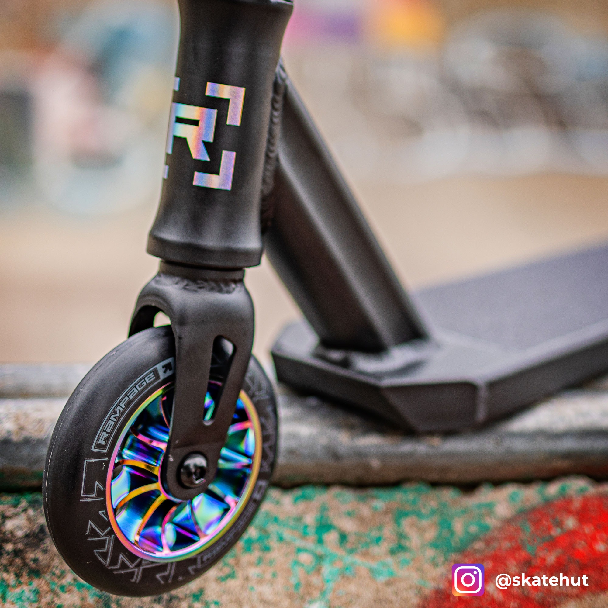 Rampage R2 2023 Complete Stunt Scooter Black Neochrome SkateHut