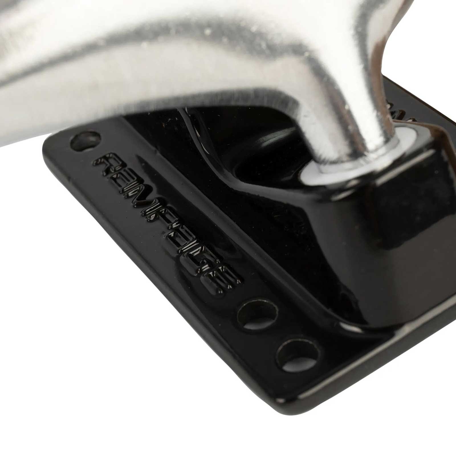 Rampage Rasp Skateboard Trucks - Picture 71 of 75