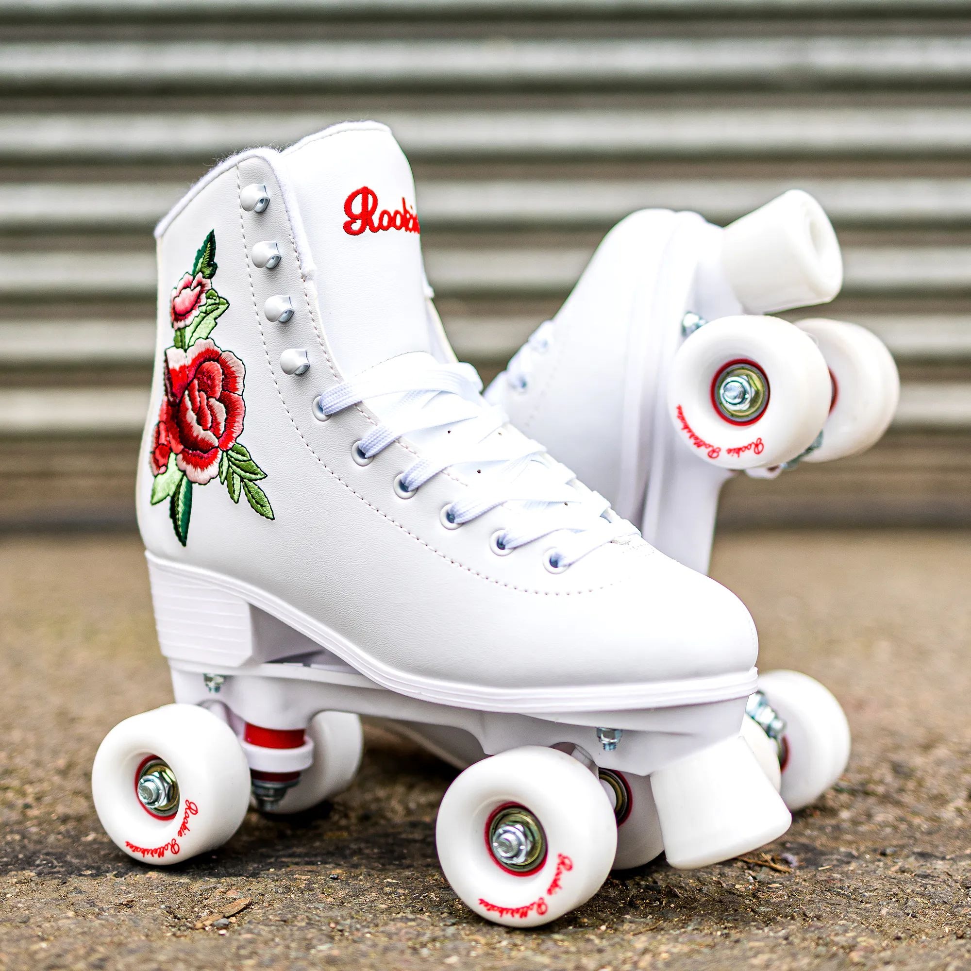 Quad kick roller skates white online