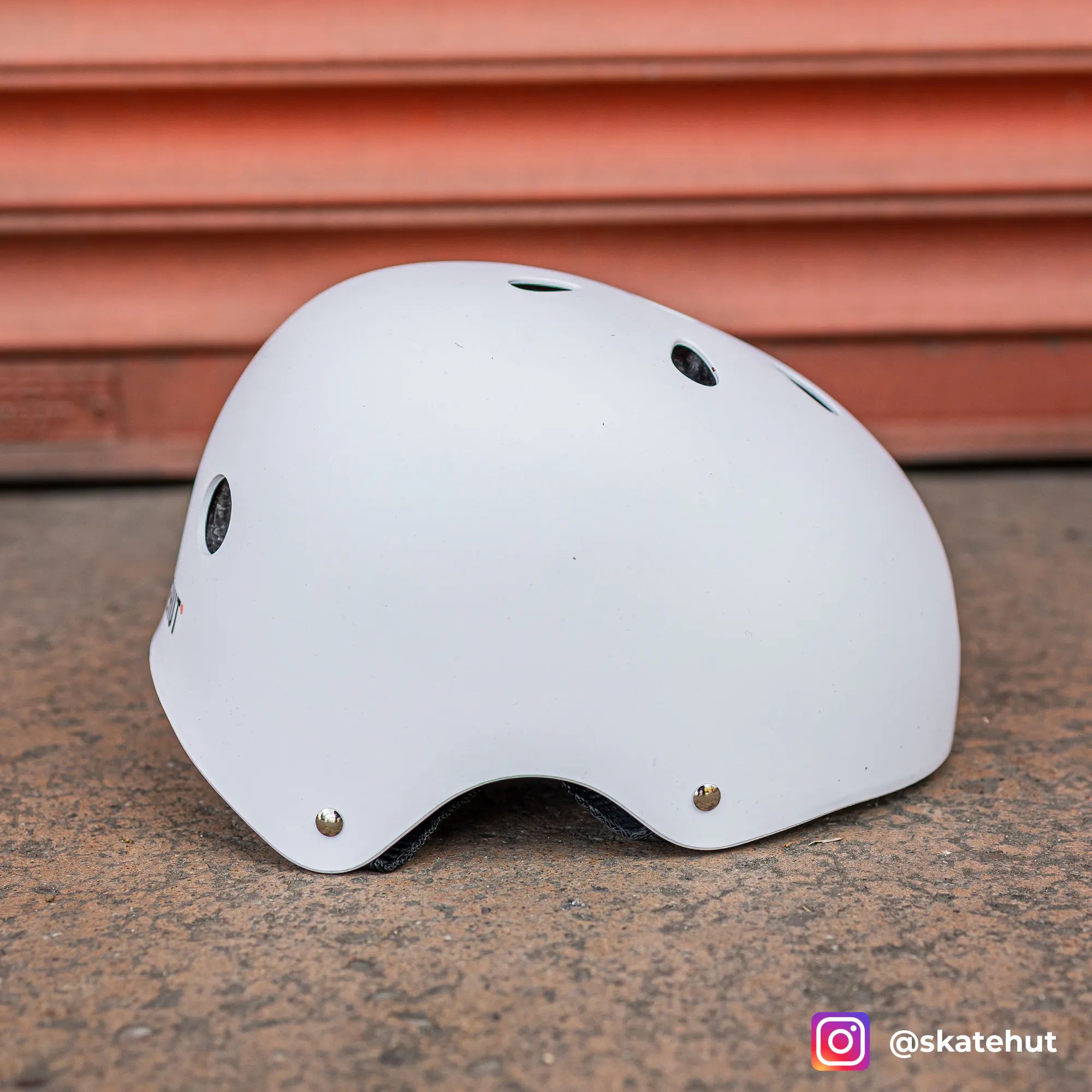 SkateHut Helmet White SkateHut