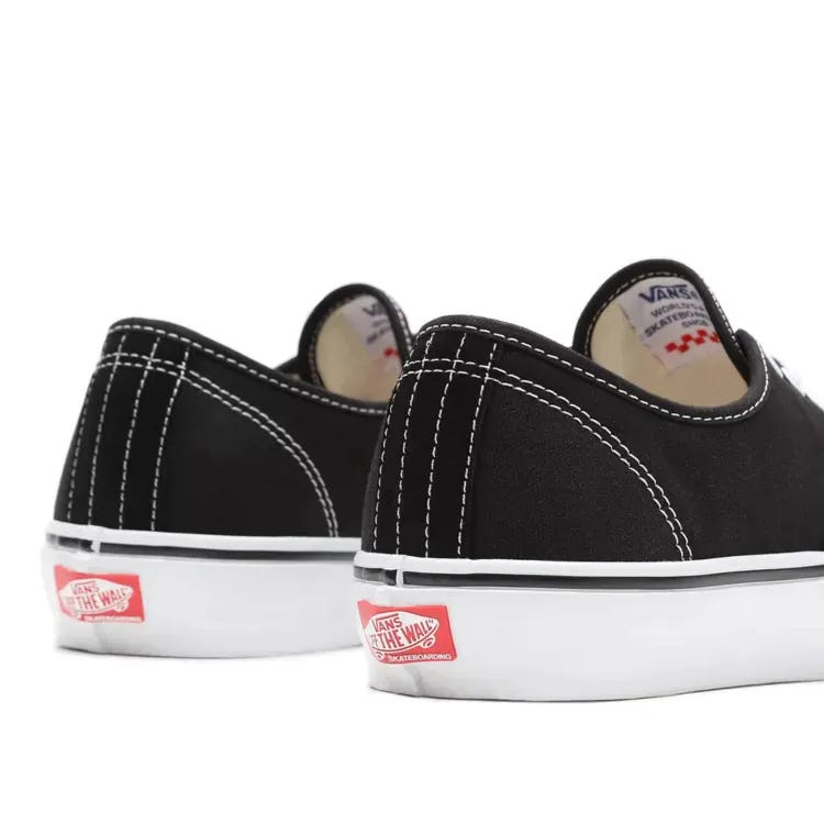 Skatehut vans store