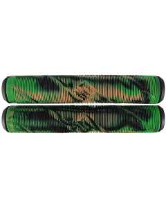 Striker Logo Scooter Grips - Camo