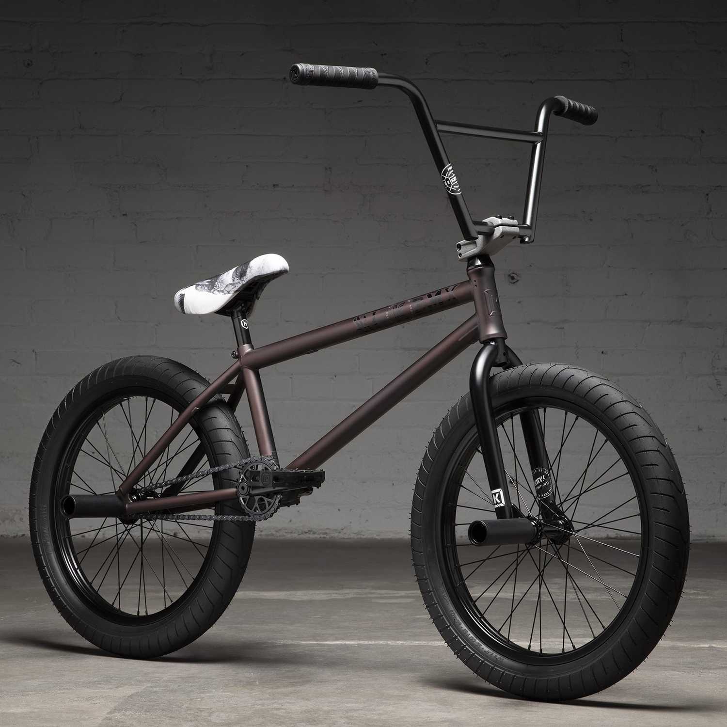 自転車本体 BMX 2022 Switch kink Kink Switch 20.75'' 2022 Complete BMX - Matte Oxblood Black | SkateHut