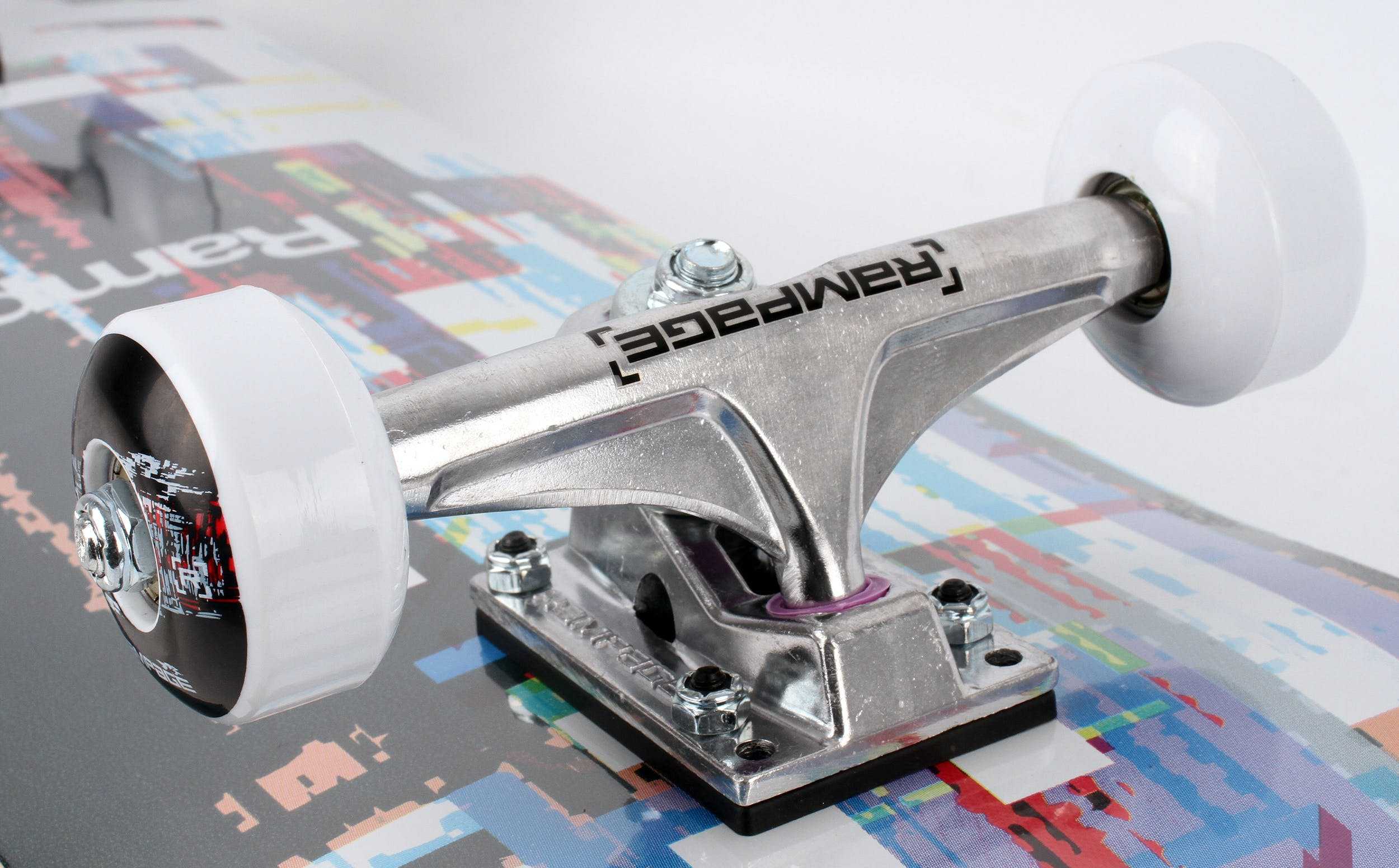 SHINELUXURY × ILLHUMINIST RAMPAGE Rampage Glitch Flicker Complete Skateboard - Multi 8'' | SkateHut